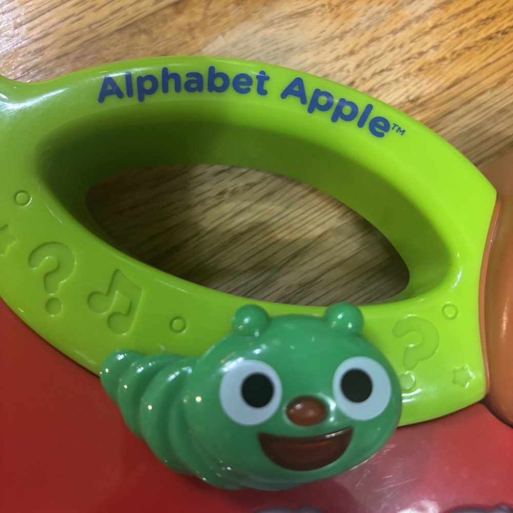 VTECH Alphabet Apple‎ Preschool Learning Phonics ABC's Music Lights And Sounds - Picture 3 of 7